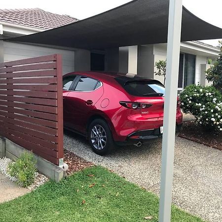 Entire House Near North Lakes, Brisbane, Australia Griffin Exteriér fotografie